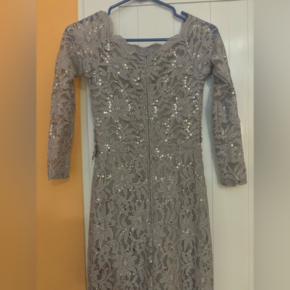 Gown Dress with rhinestones - Picture 3 of 7